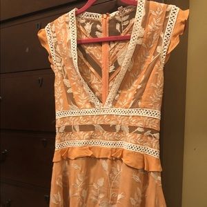 Beautiful peach For Love And Lemons dress